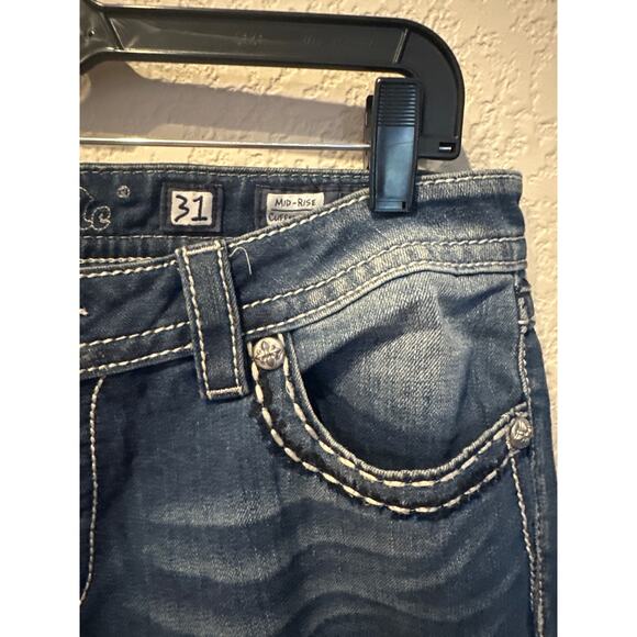 ⭐️ Women’s Miss Me Capris. Size 31 - Picture 2 of 5